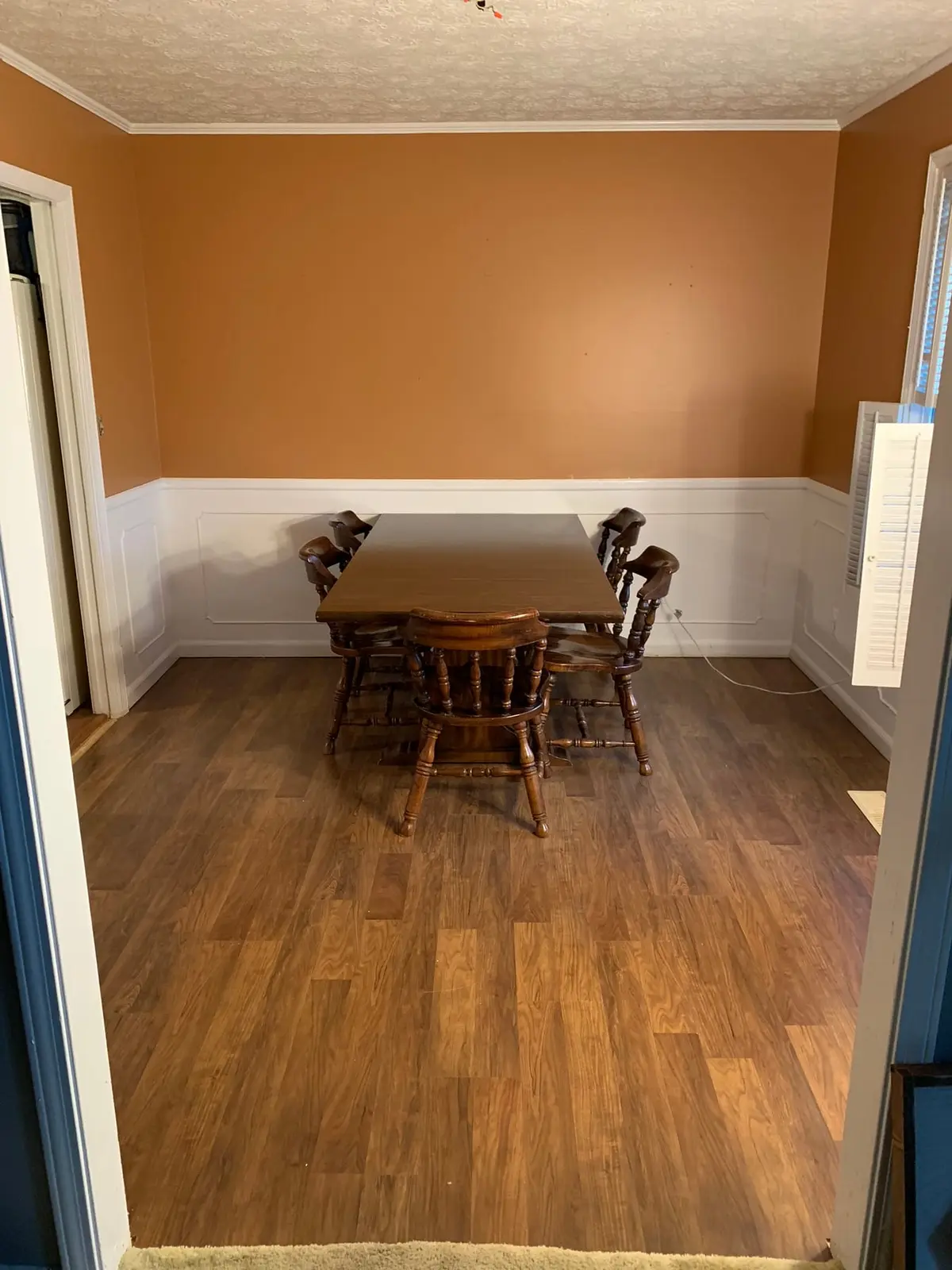 Dining Room Wood-Look Floor