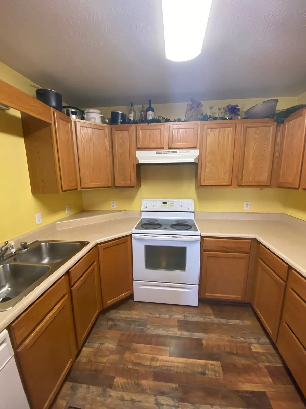 Kitchen Plank Floor and Subway Tile Backsplash — Progress photo 2