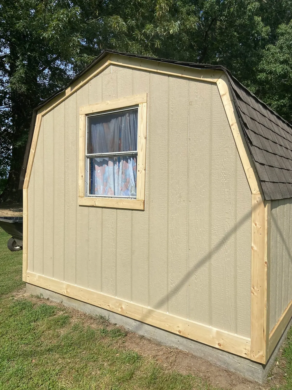 Barn-Style Shed New Trim and Paint — Progress photo 3
