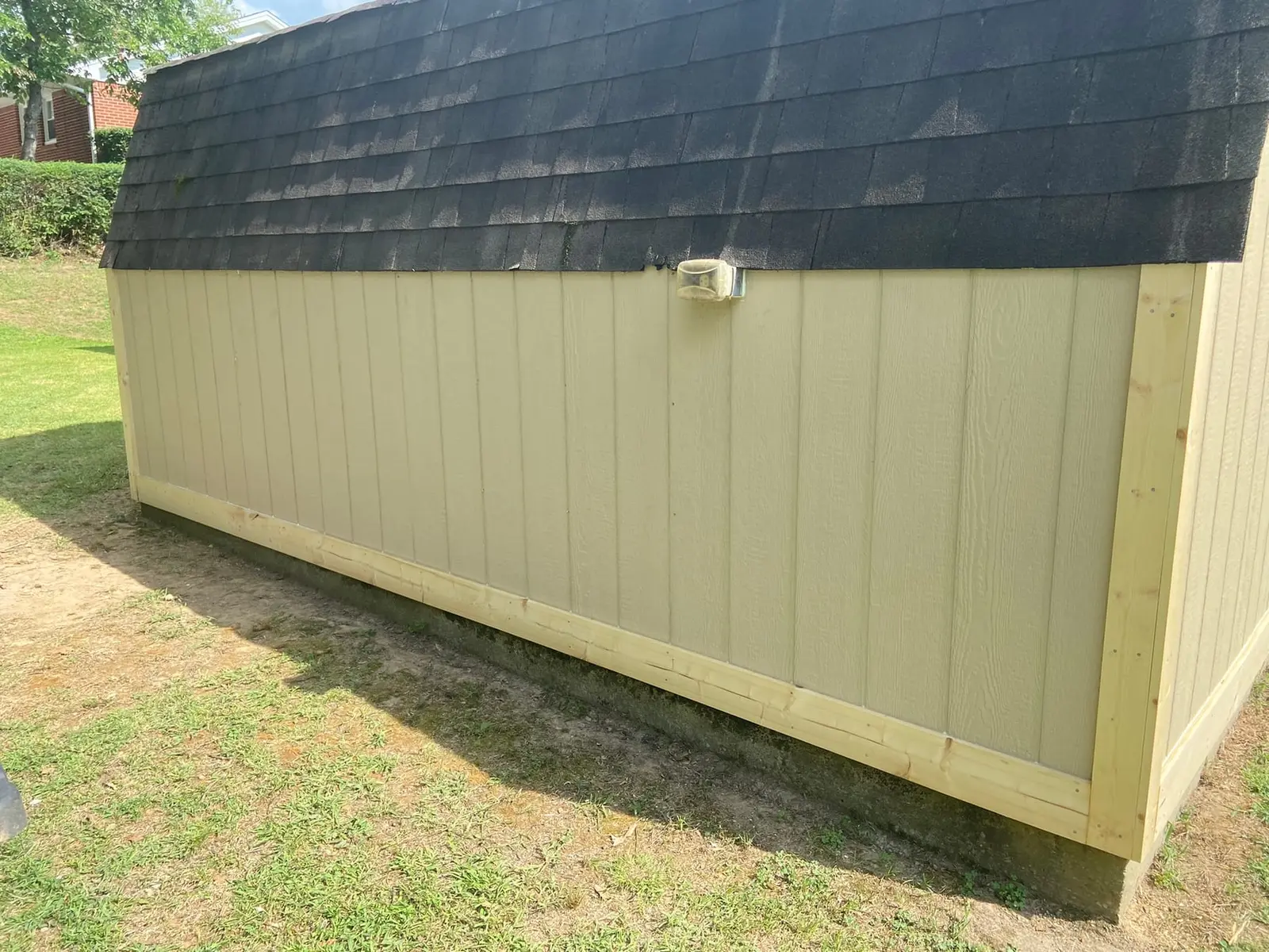 Barn-Style Shed New Trim and Paint — Progress photo 4