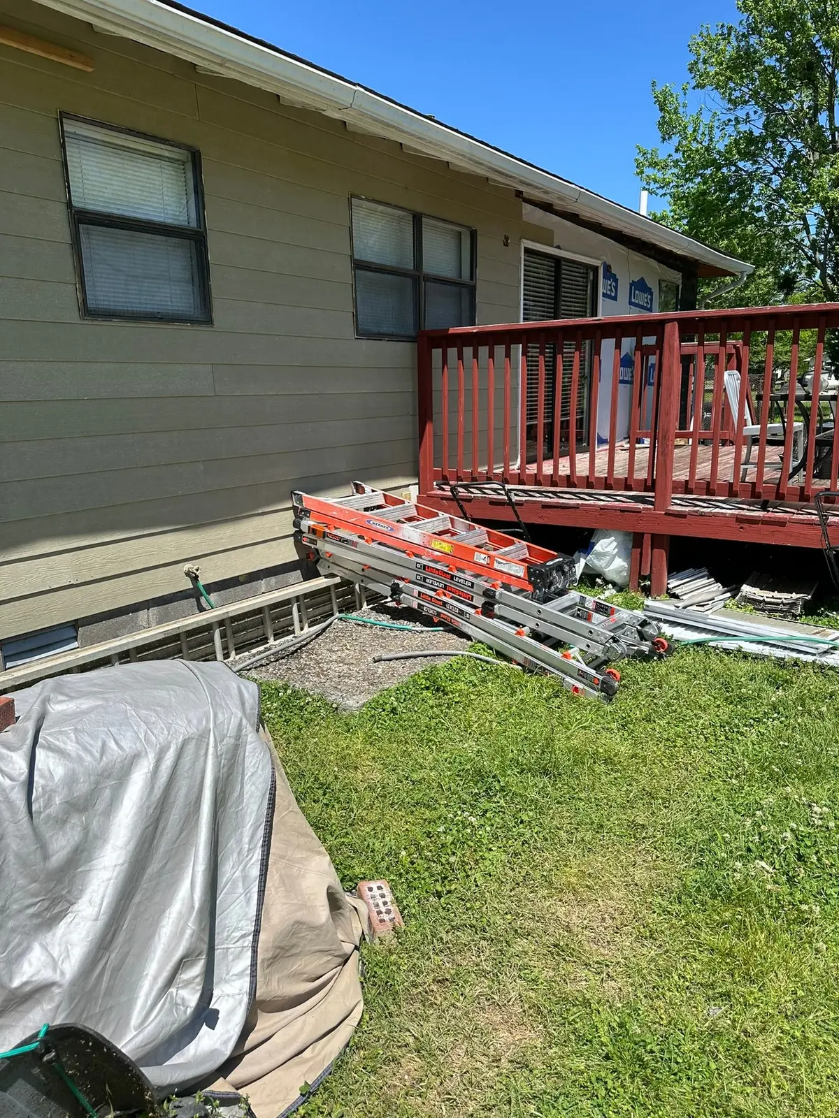 Yellow Ranch House Re-Sided in Navy Blue — Progress photo 5