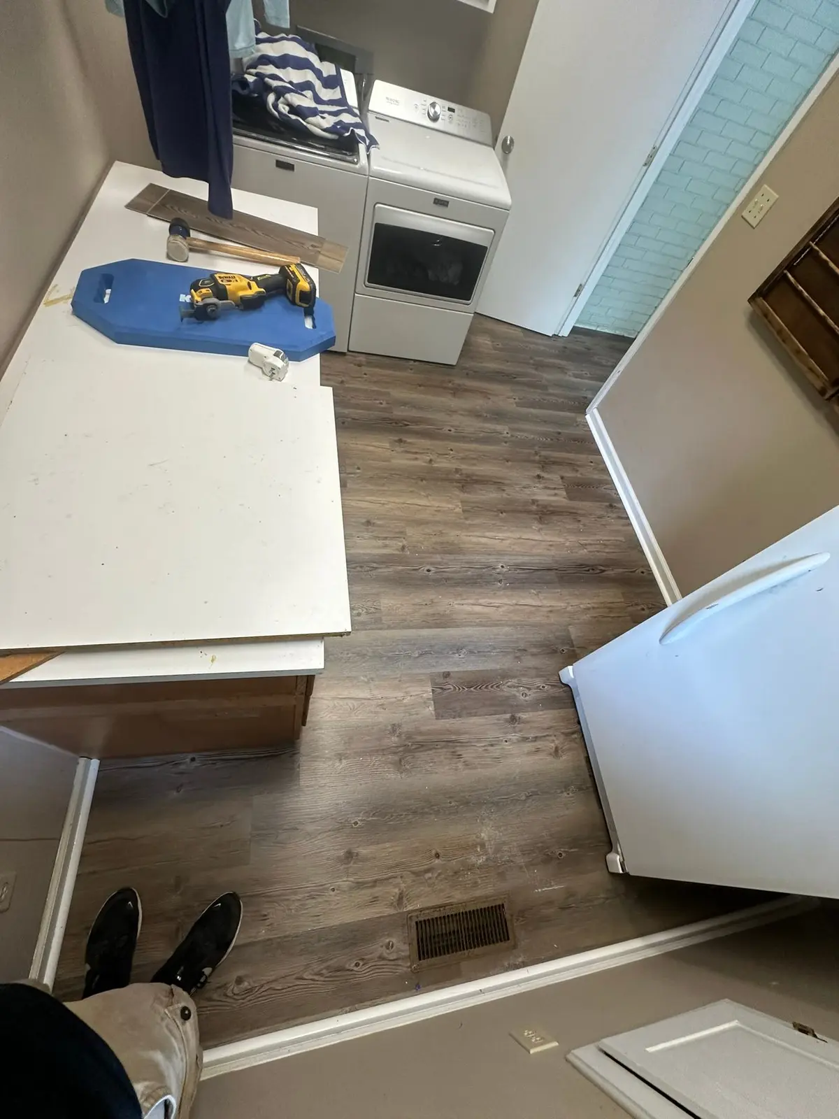 Carpet and Old Floors Replaced with Wood-Look Plank — finished photo 10