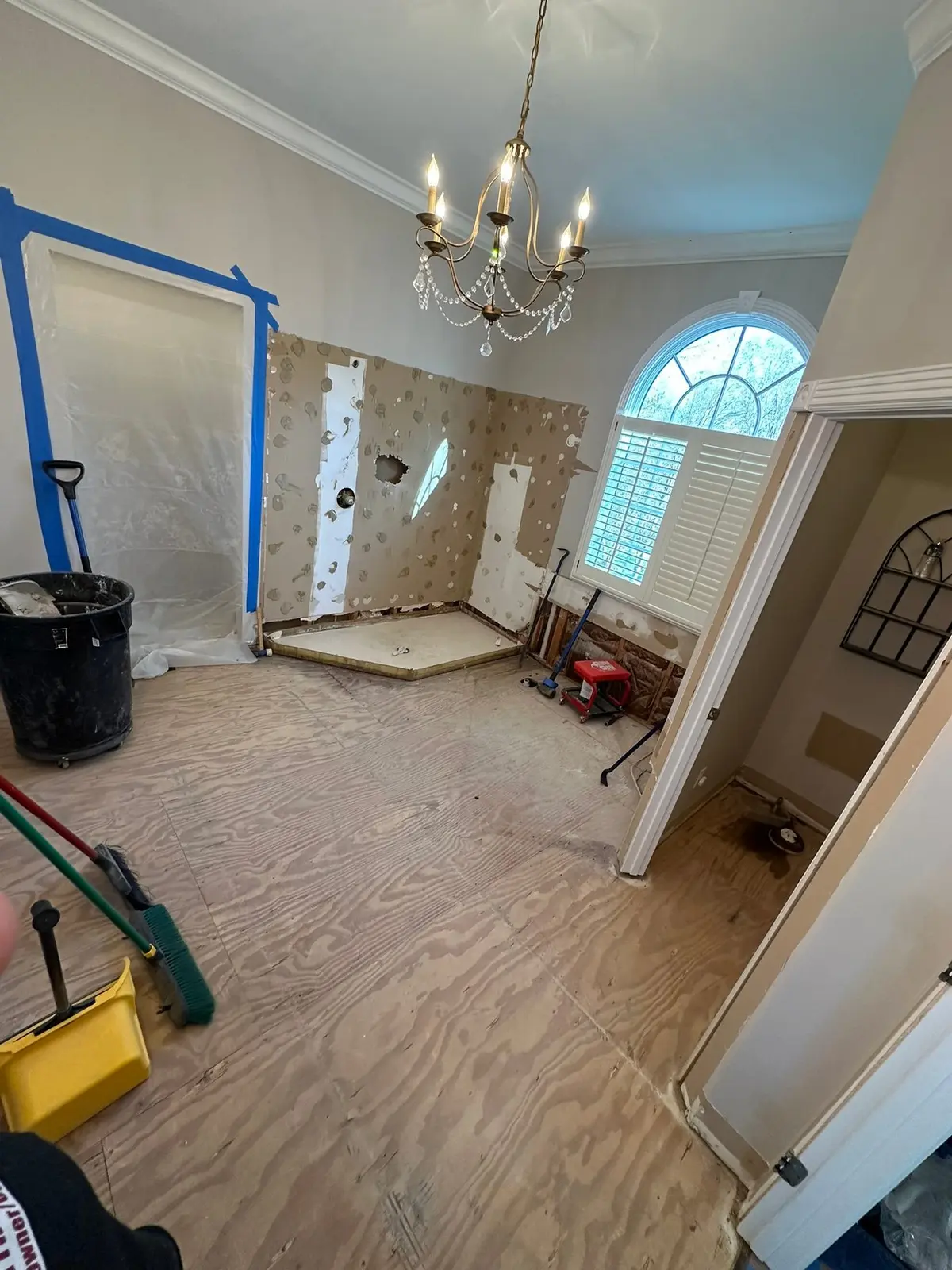 Master Bath Curbless Shower and Freestanding Tub — Demo photo 1
