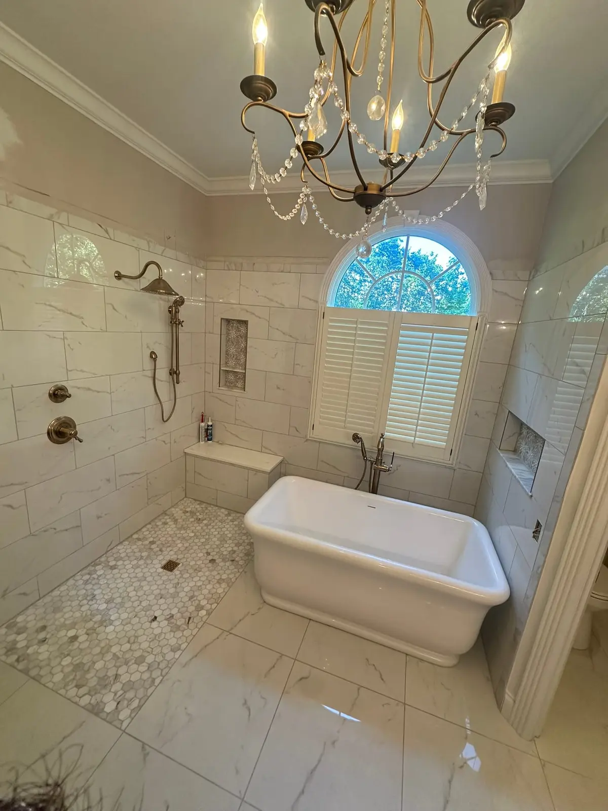 Master Bath Curbless Shower and Freestanding Tub