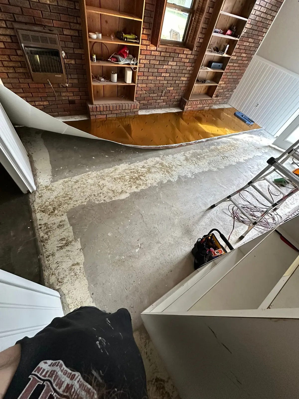 Den Wood-Look Plank Floor — Demo photo 1