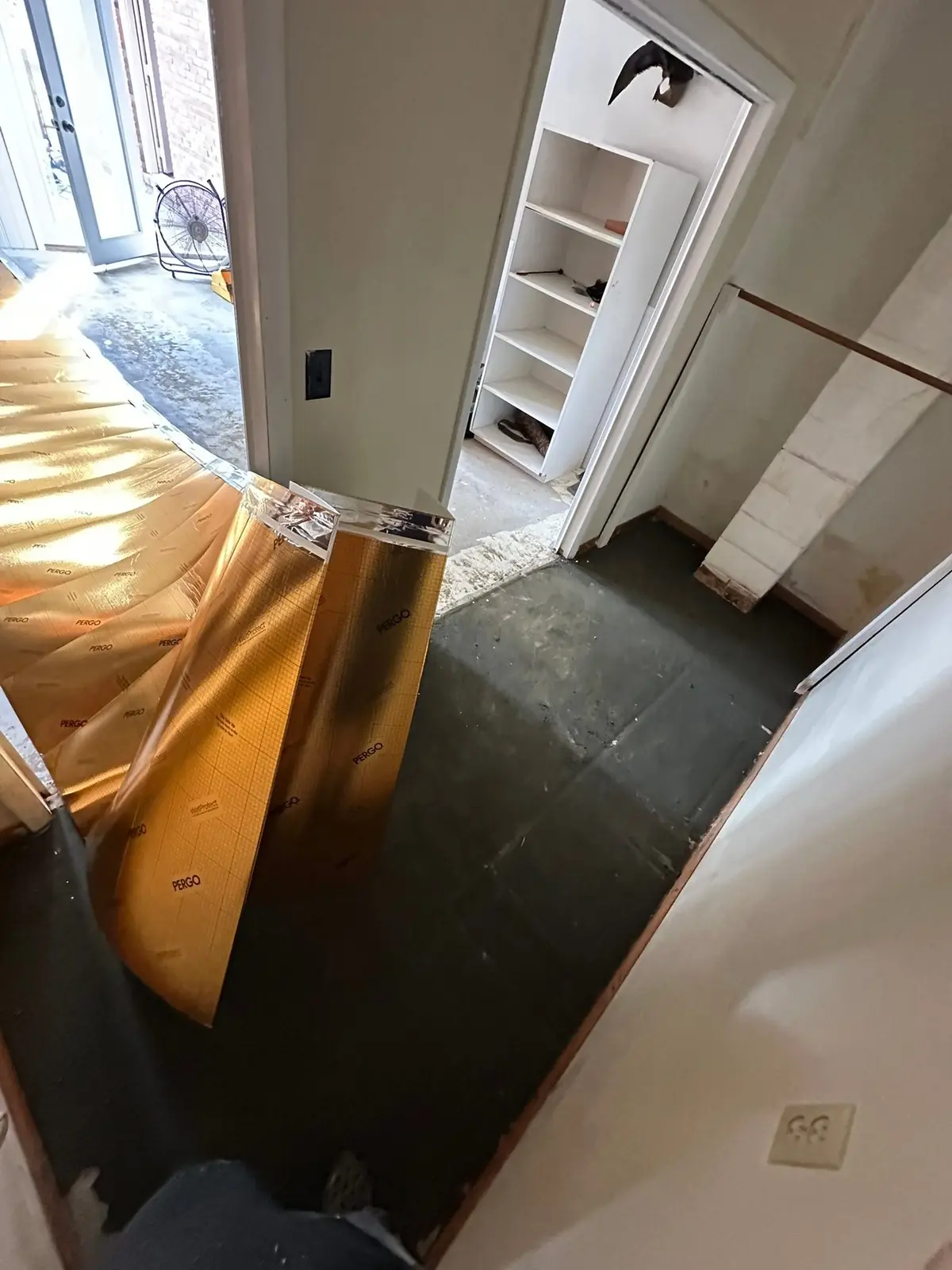 Den Wood-Look Plank Floor — Demo photo 2
