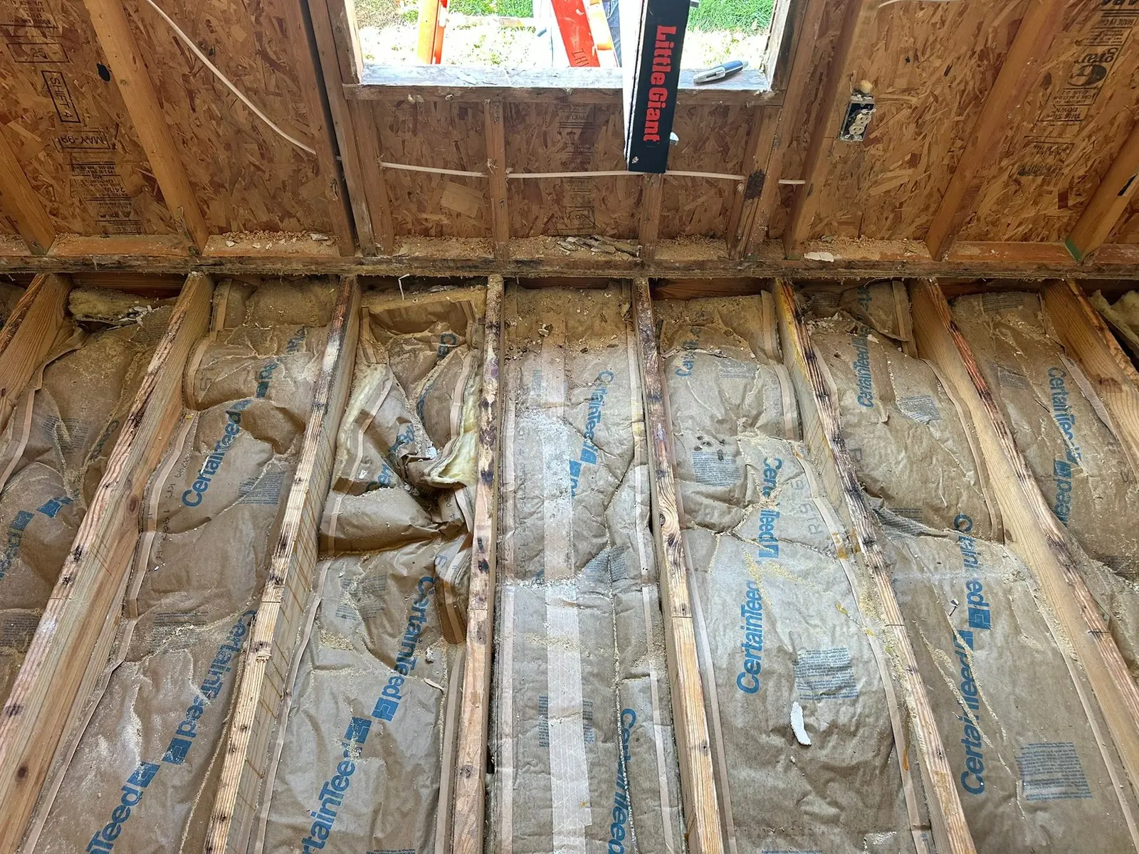 Bedroom Wall and Floor Rebuild — Demo photo 2