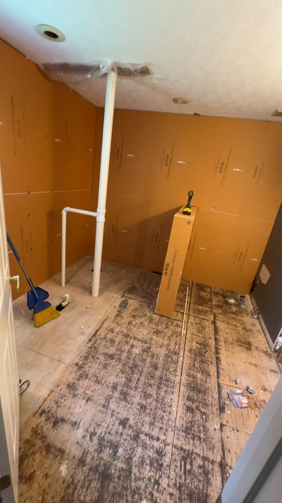 Garden-Tub Bath Gutted for New Tiled Shower — Demo photo 3